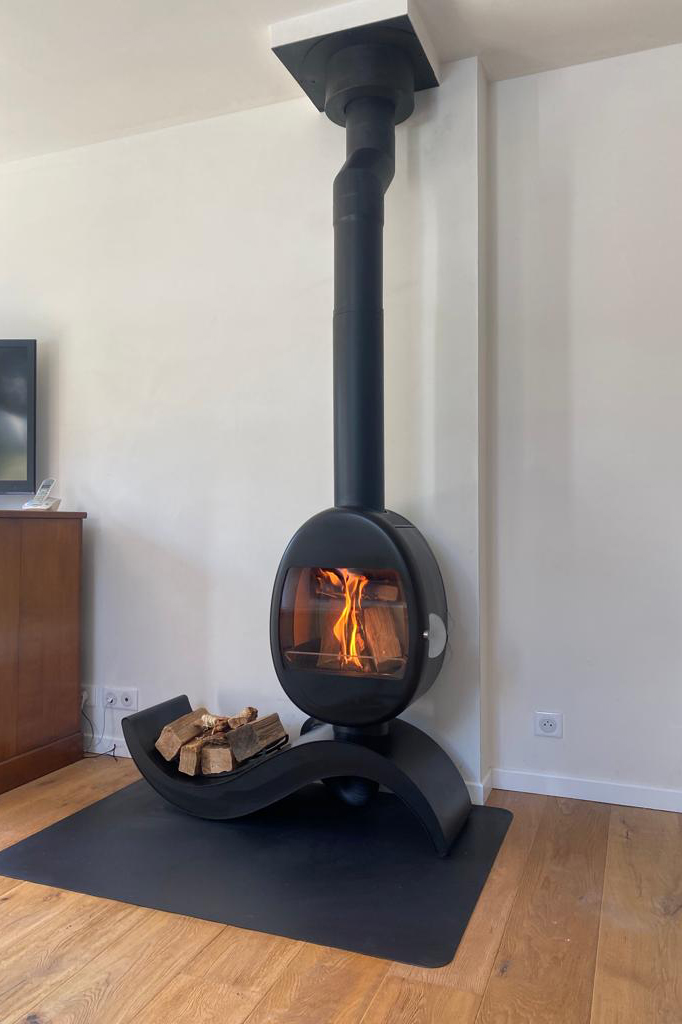 une gamme complète de poêles à bois et cheminées